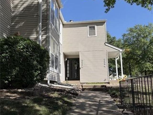 Townhouse for sale in Kansas City, Jackson County