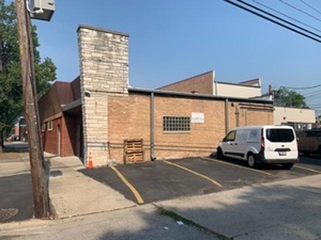 Commercial for sale in Skokie Commercial for sale in Skokie
