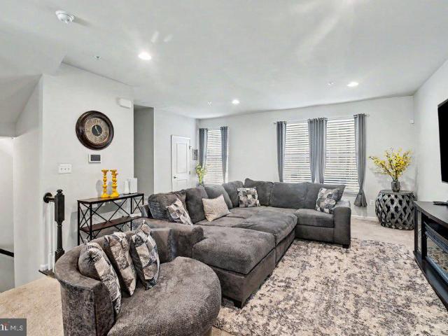 Townhouse for sale in Glen Burnie, Maryland