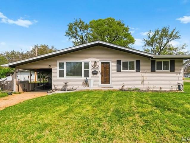 House for sale in Hazelwood, Missouri