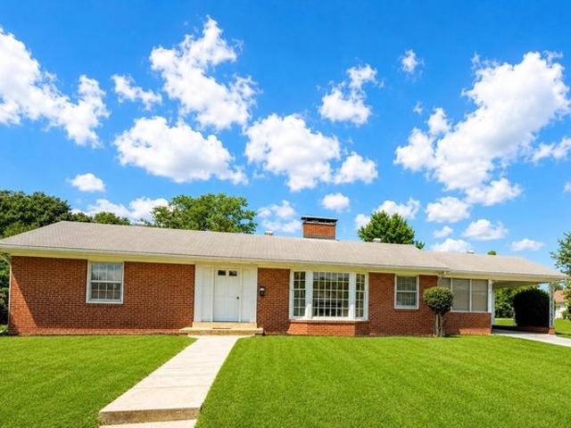 House for sale in Virginia