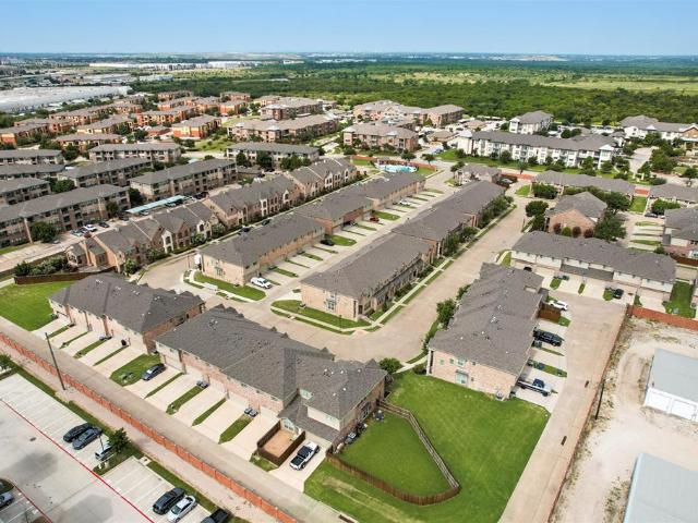 Townhouse for sale in Lewisville Townhouse for sale in Lewisville