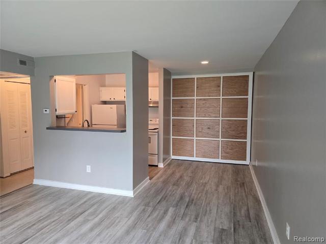 Condo for sale in Auburn Hills, Michigan