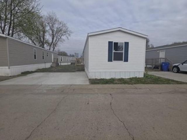 House for sale in Vermillion, South Dakota