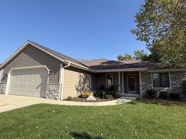 House for sale in Lake Geneva, Walworth County