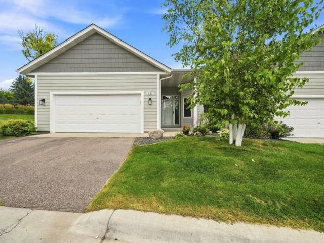 Townhouse for sale in Southcross Estates, Burnsville