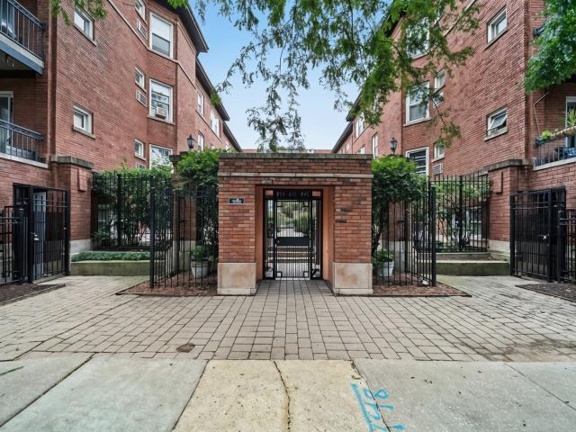 Condo for sale in Chicago Park, Illinois