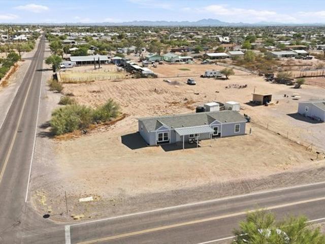 House for sale in Apache Junction, Arizona
