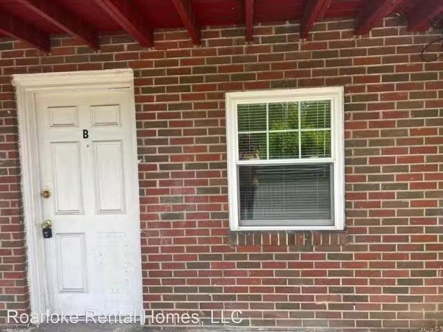Condo for rent in Roanoke