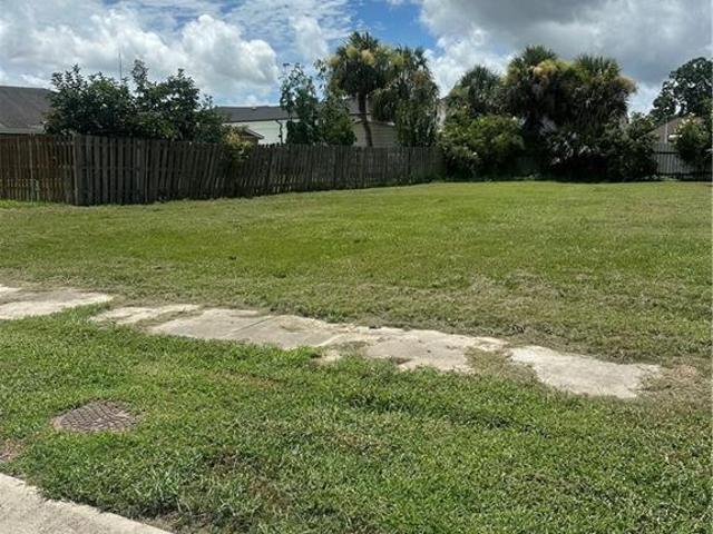 Land for sale in Chalmette, Louisiana