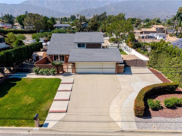 House for sale in Alta Loma, Alta