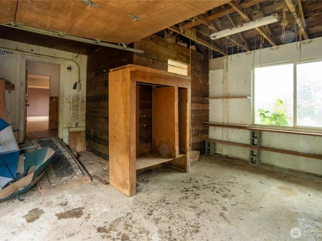 House for sale in Sekiu, Washington