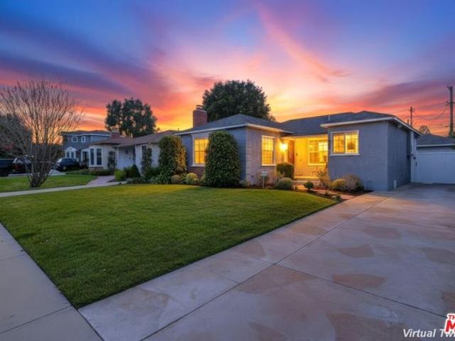 House for sale in Canoga Park, California