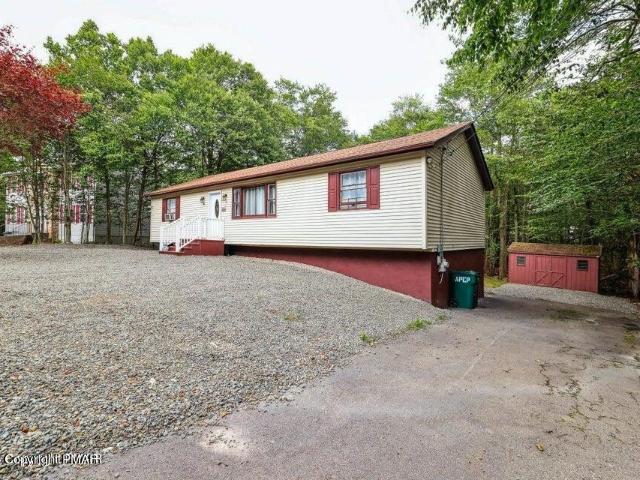 House for sale in Tobyhanna