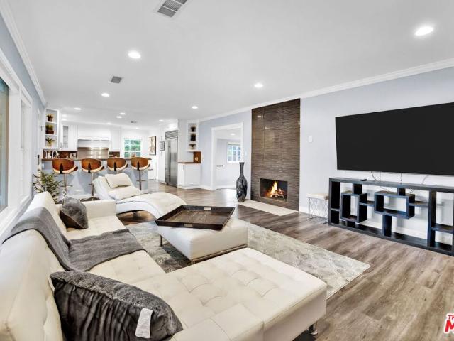 Property for rent in Canoga Park, California