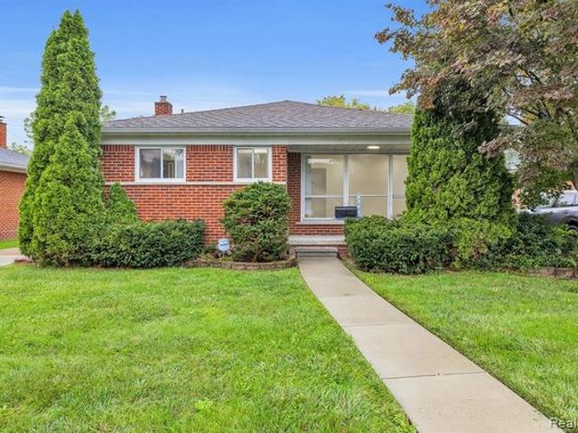 House for sale in Sylvia Lanes, Dearborn Heights
