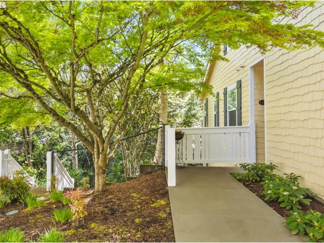 Condo for sale in Oregonia