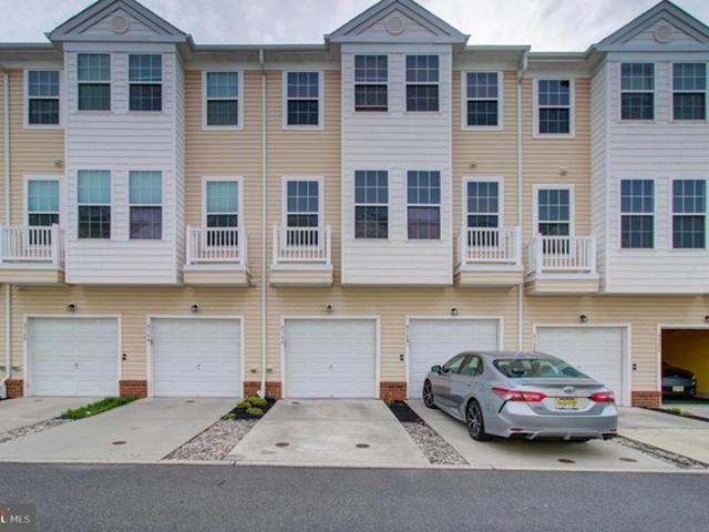 Townhouse for sale in Trenton, New Jersey