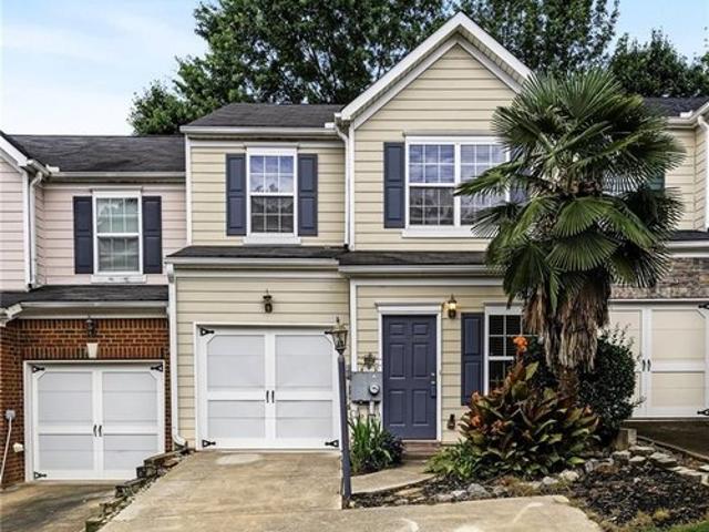 Townhouse for sale in Canton, Georgia