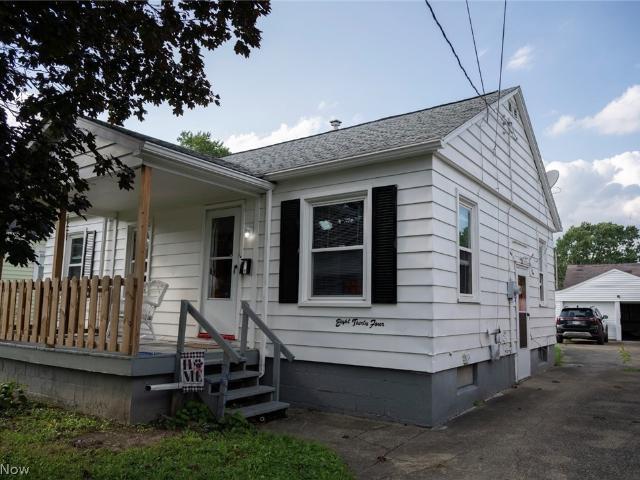 House for sale in Youngstown, Ohio