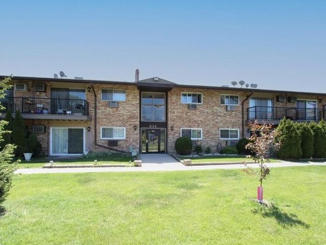 Condo for sale in Prospect Heights, Illinois