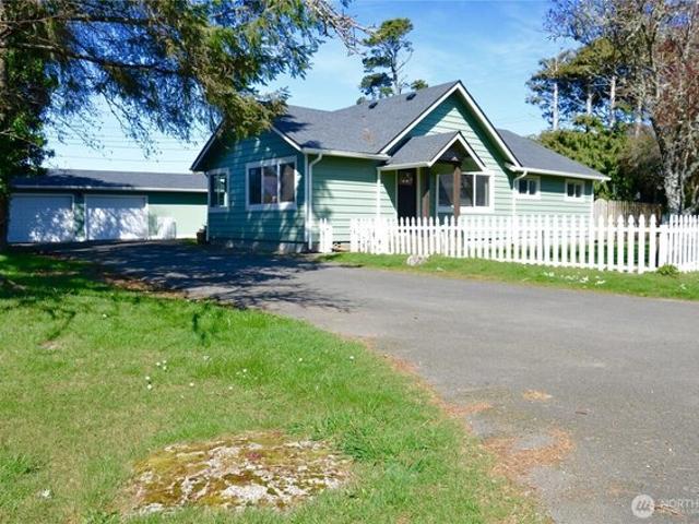 House for sale in Grayland, Washington