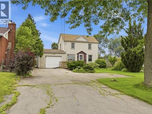 House for sale in Ancaster, Ontario