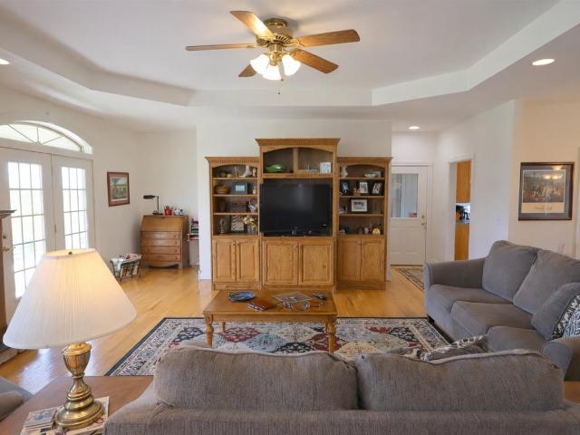 House for sale in Horse Cave, Kentucky