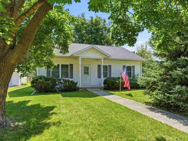 House for sale in Washington, Iowa
