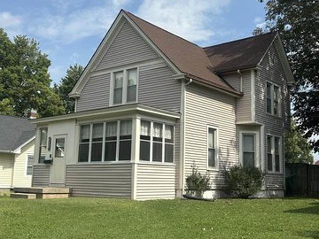 House for sale in Burlington, Des Moines County
