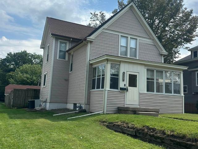 House for sale in Burlington, Des Moines County