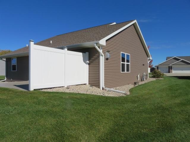 Condo for sale in Pulaski, Brown County