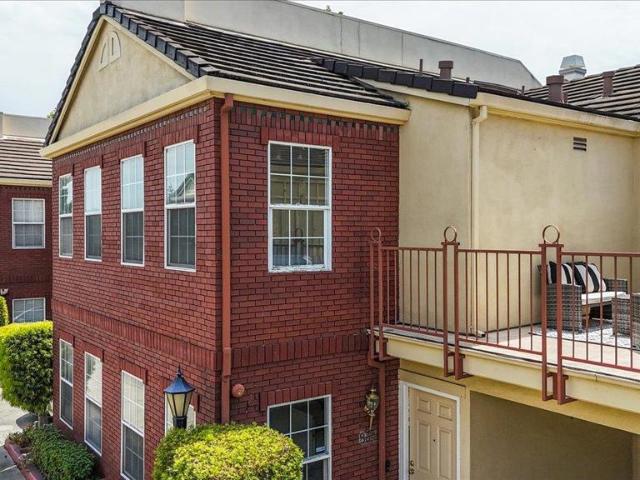 Townhouse for sale in Sunnyvale, California