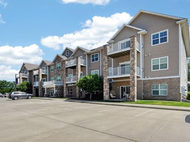 Townhouse for sale in West Des Moines, Iowa