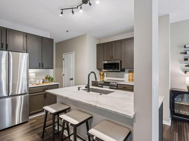 Townhouse for sale in Hennepin, Minnesota