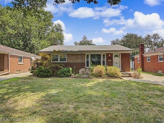 House for sale in Dearborn Heights, Michigan