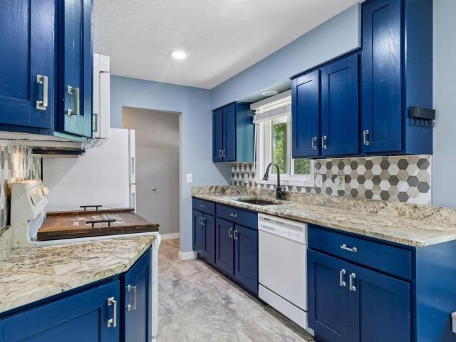 House for sale in Cottage Grove, Minnesota