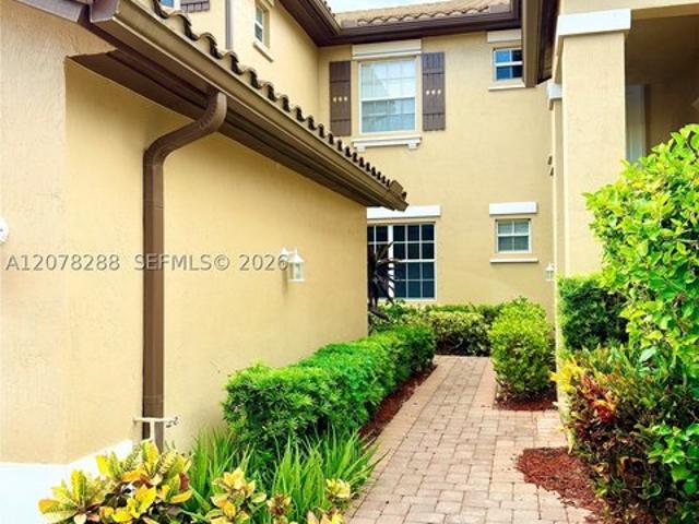 Condo for sale in Parkland, Florida