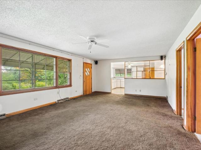 House for sale in Hickory Hills, Illinois