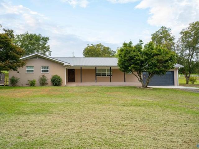 House for sale in Gallant, Etowah County