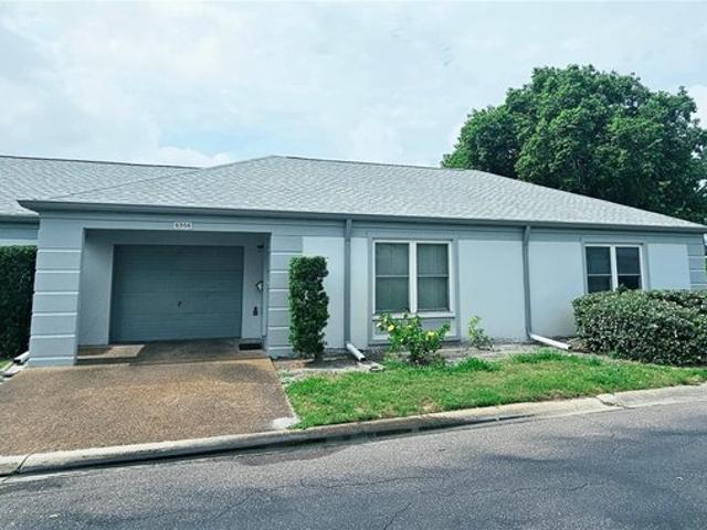 Condo for sale in Seminole, Florida