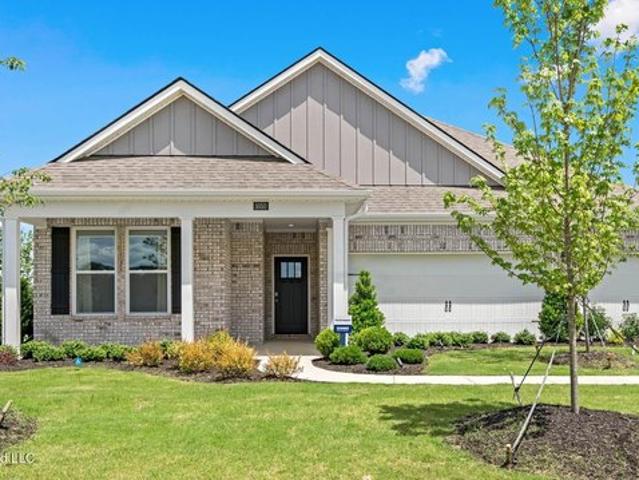 House for sale in Nesbit, Mississippi