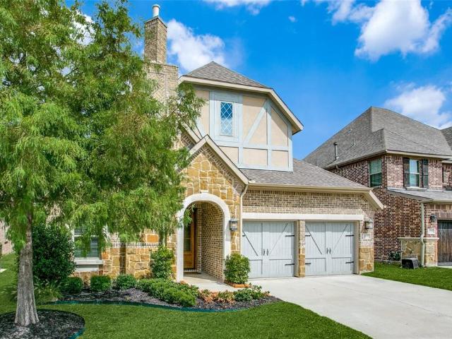 House for sale in Denton, Texas
