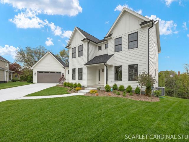 House for sale in Glen Ellyn, Illinois