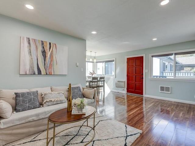 Condo for sale in Santa Clara, California
