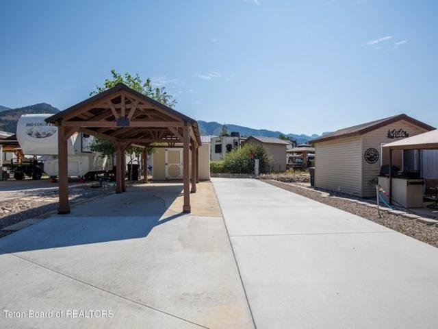 Land for sale in Wyoming