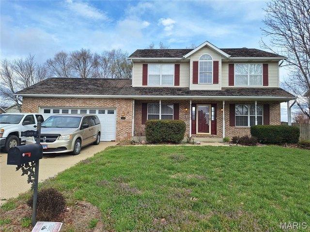 House for sale in Fairview Heights, Illinois