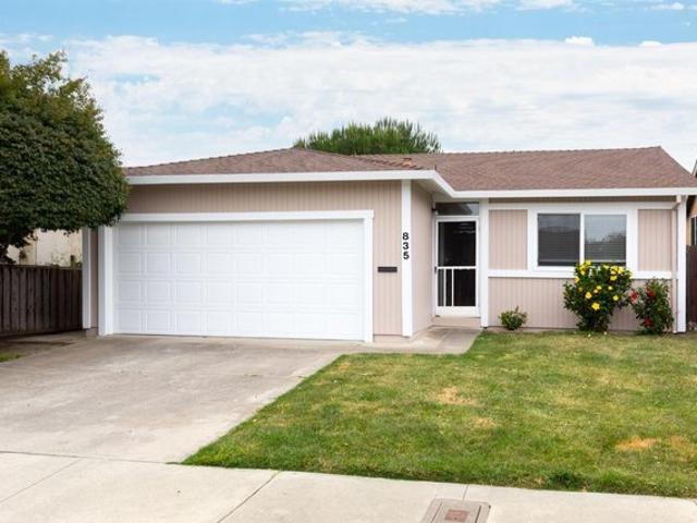 House for sale in Freedom, California