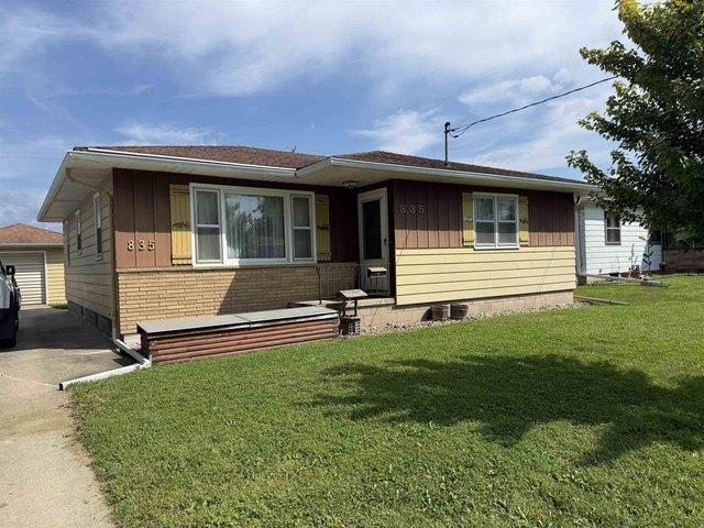House for sale in Waterloo, Iowa
