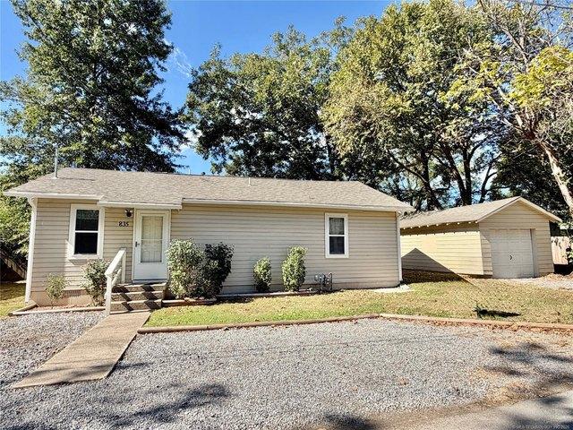 House for sale in Tahlequah;ᏓᎵᏆ, Cherokee County